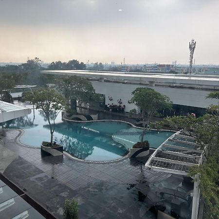 U Residence 2 Studio Apartment Pool View Tangerang Exterior photo